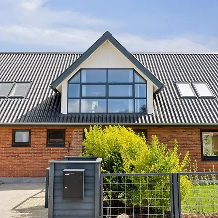 Villa Near And Golf With Multi-purpose Farsø